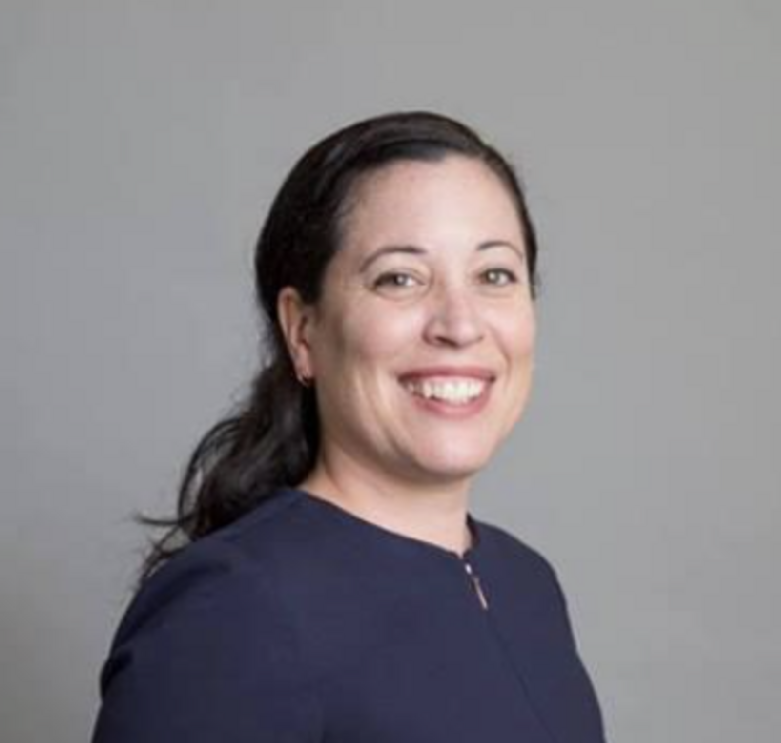 Headshot of Alejandra