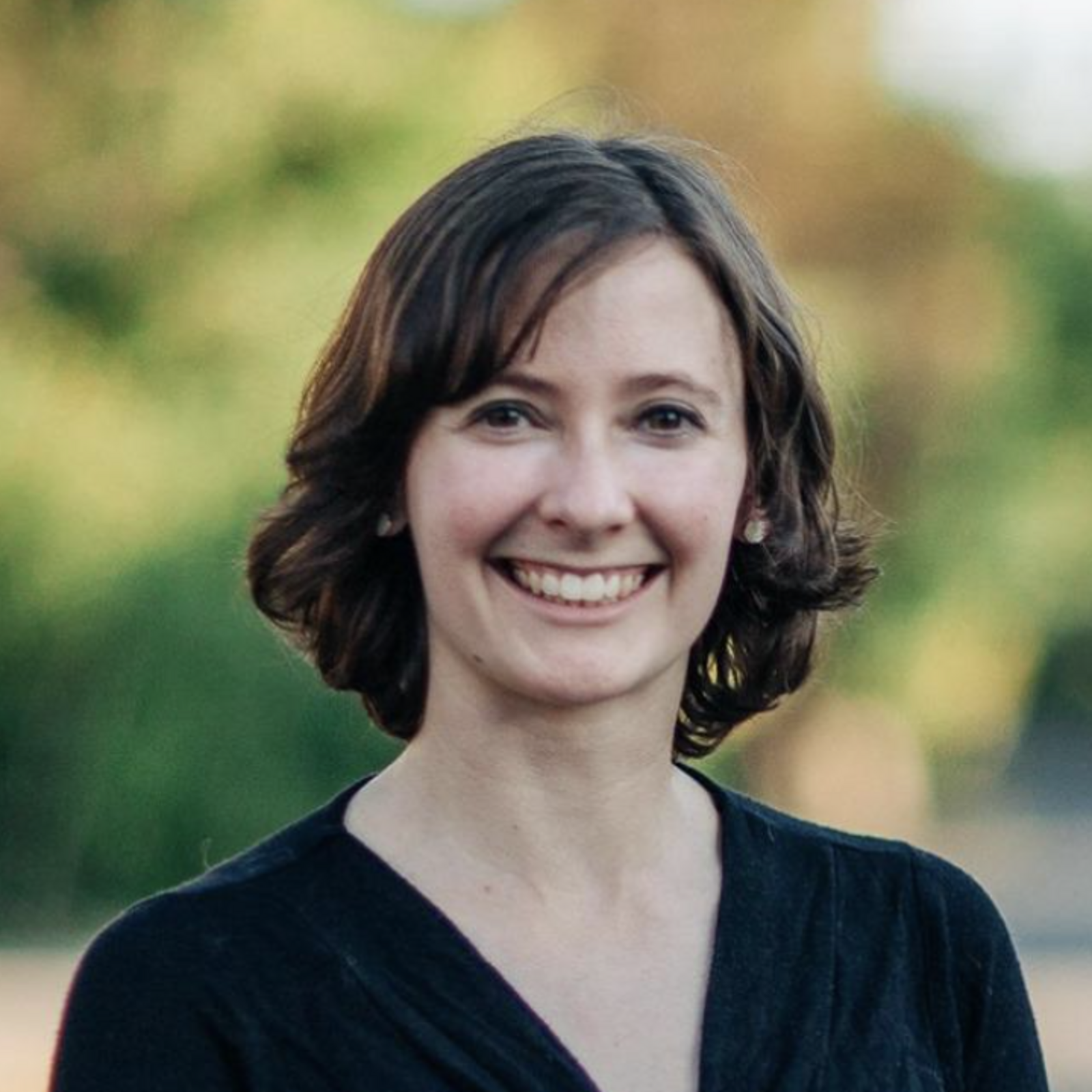 Headshot of Kristiana