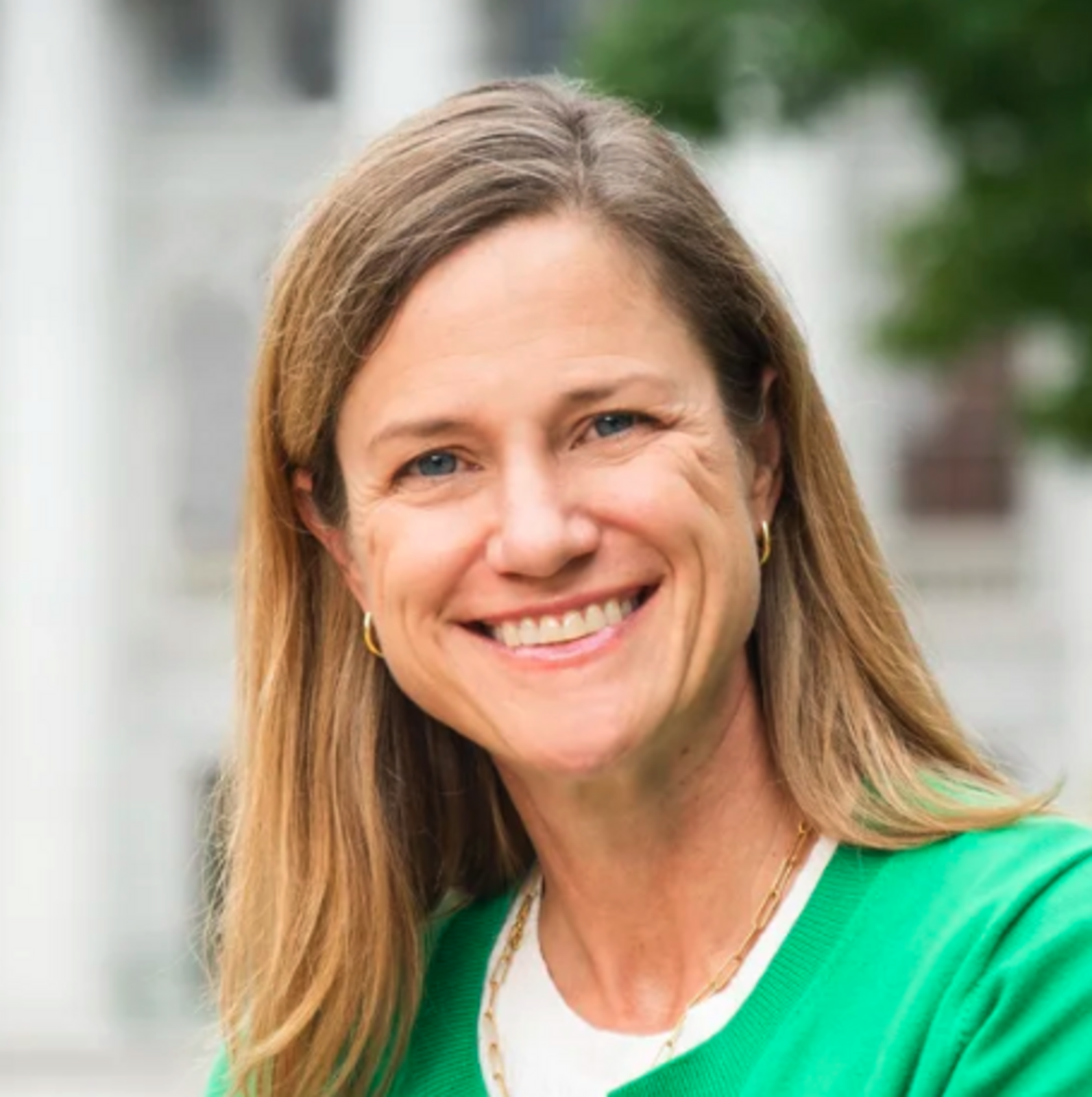 Headshot of Deb