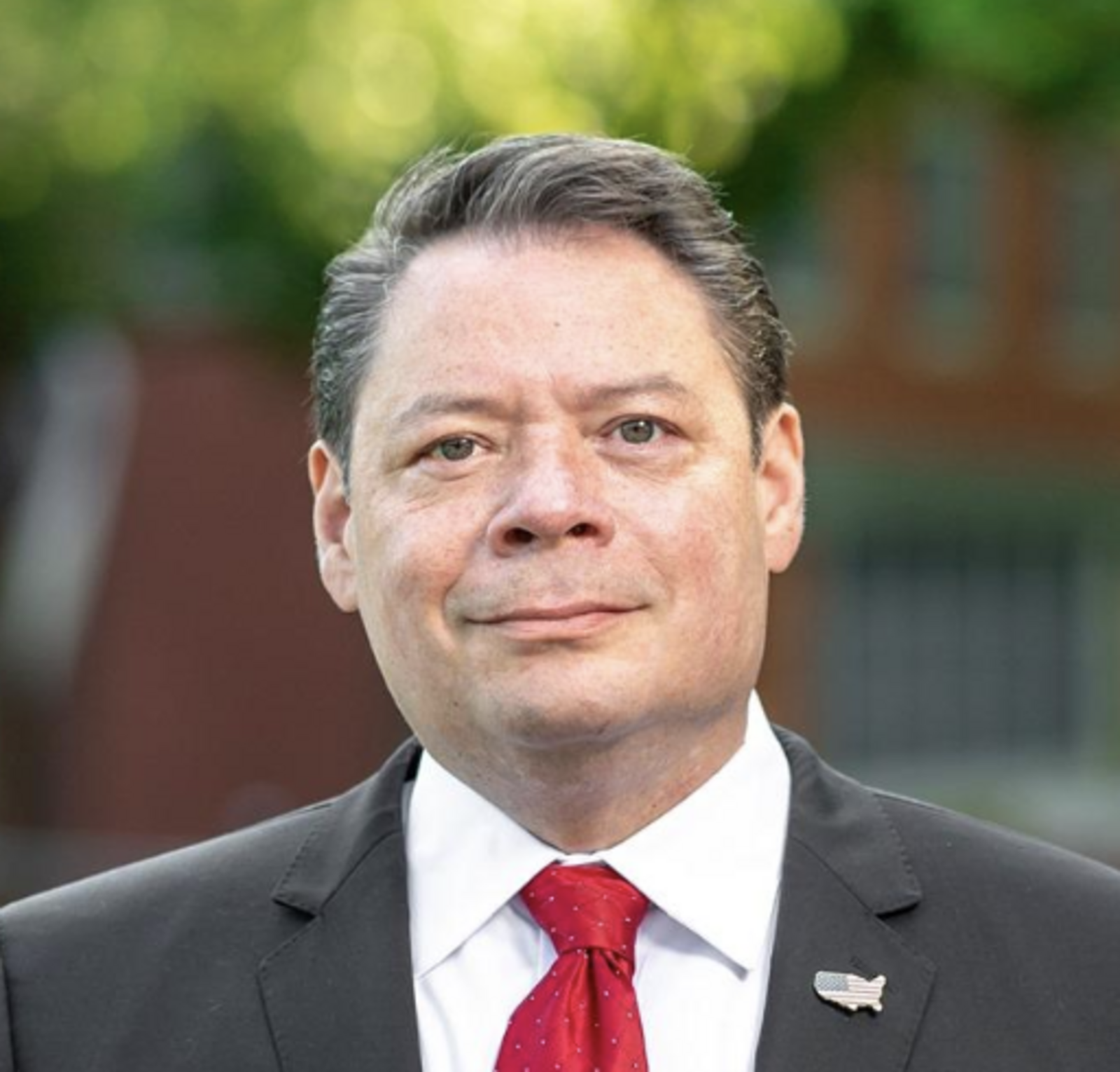 Headshot of Mike