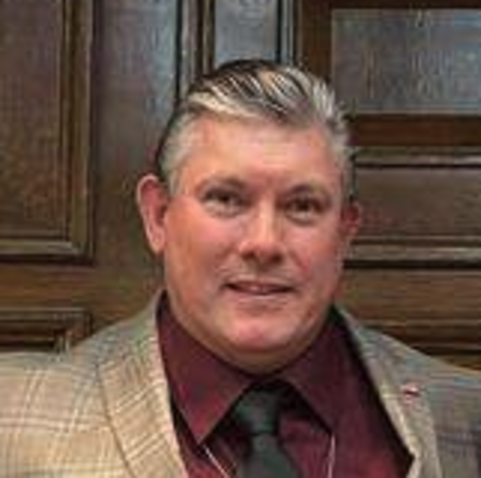 Headshot of Lawrence