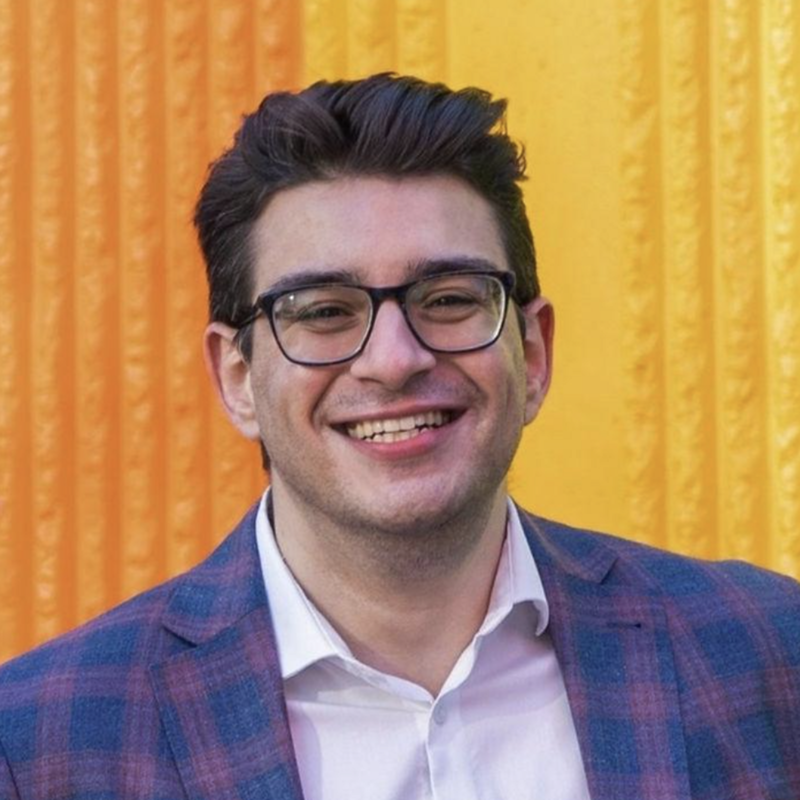 Headshot of Kevin