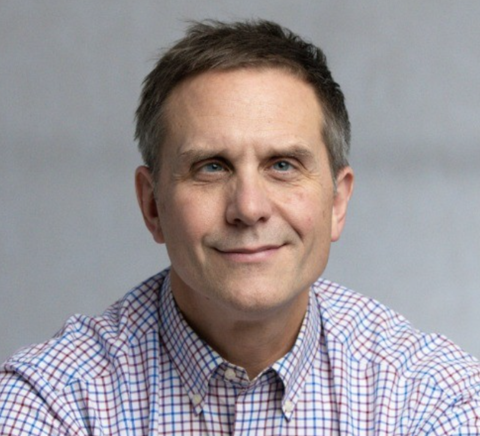 Headshot of Geary
