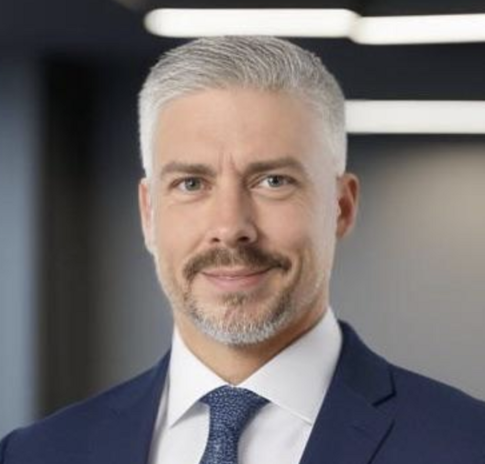 Headshot of Tim