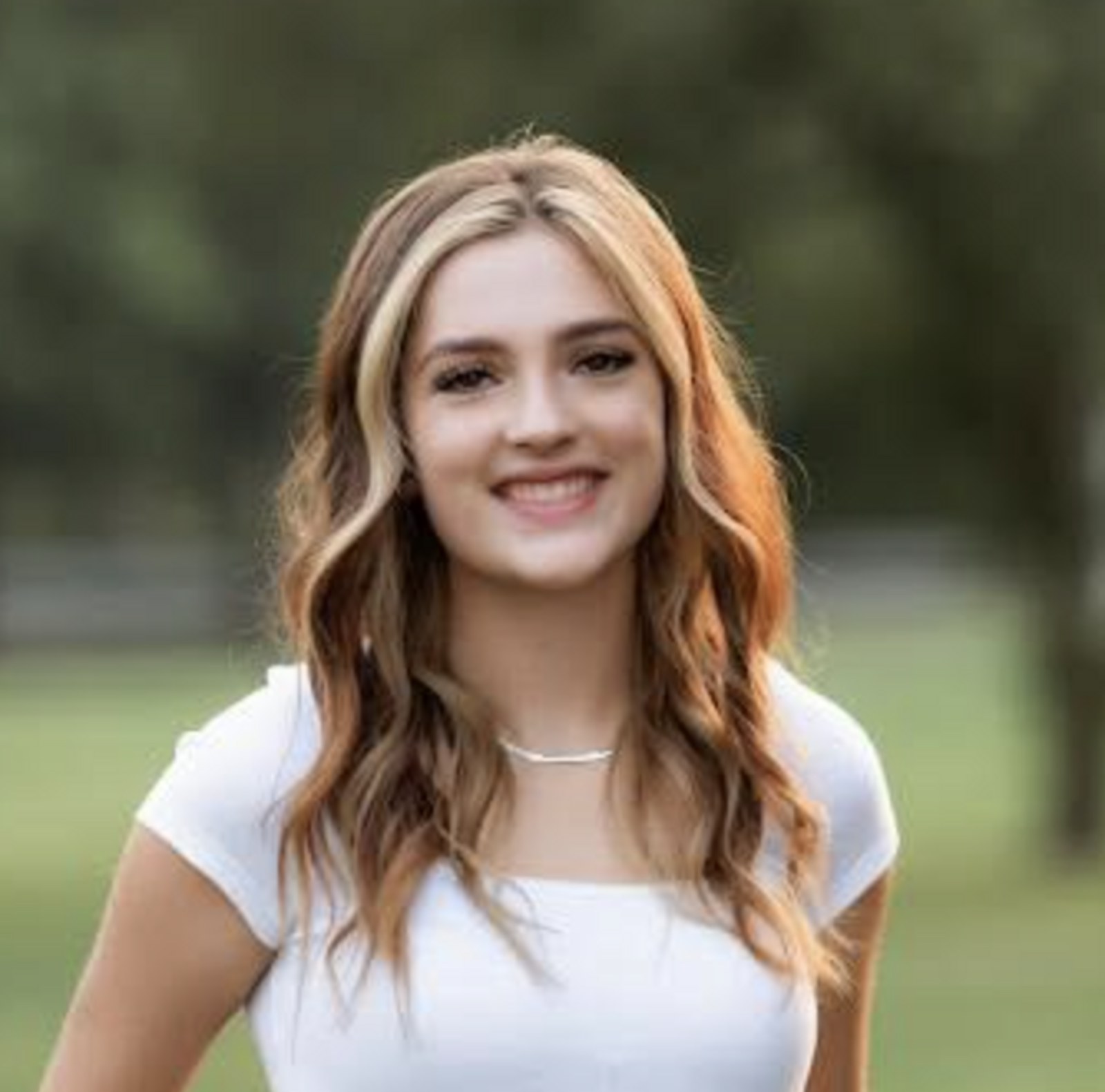 Headshot of Bekah