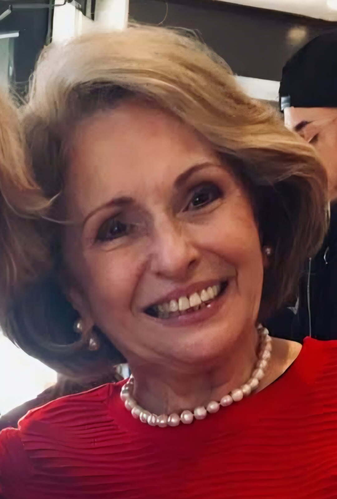 Headshot of Charlotte