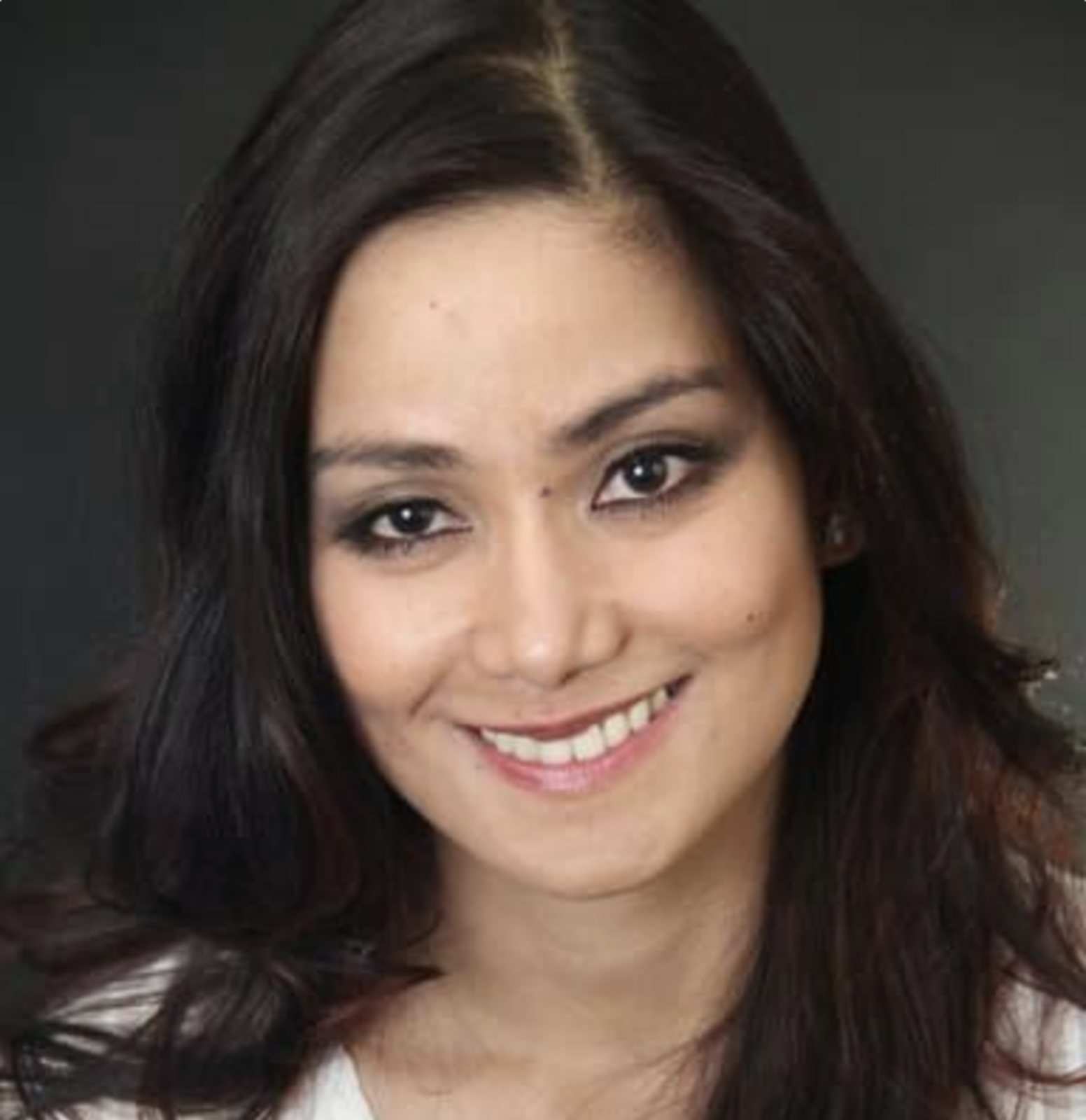 Headshot of Genevieve