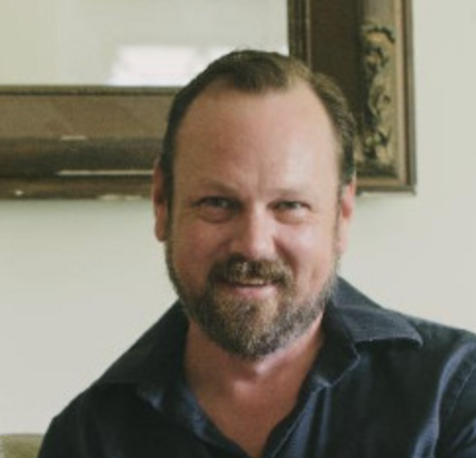 Headshot of Kevin