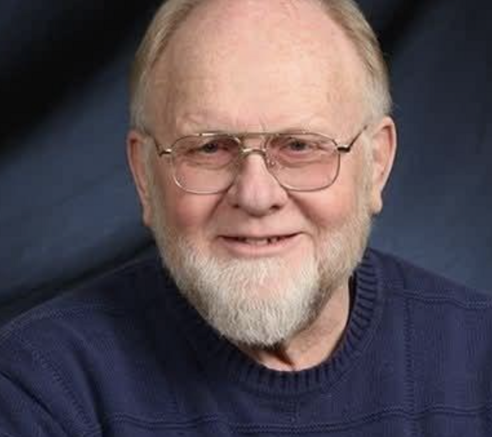 Headshot of Calvin