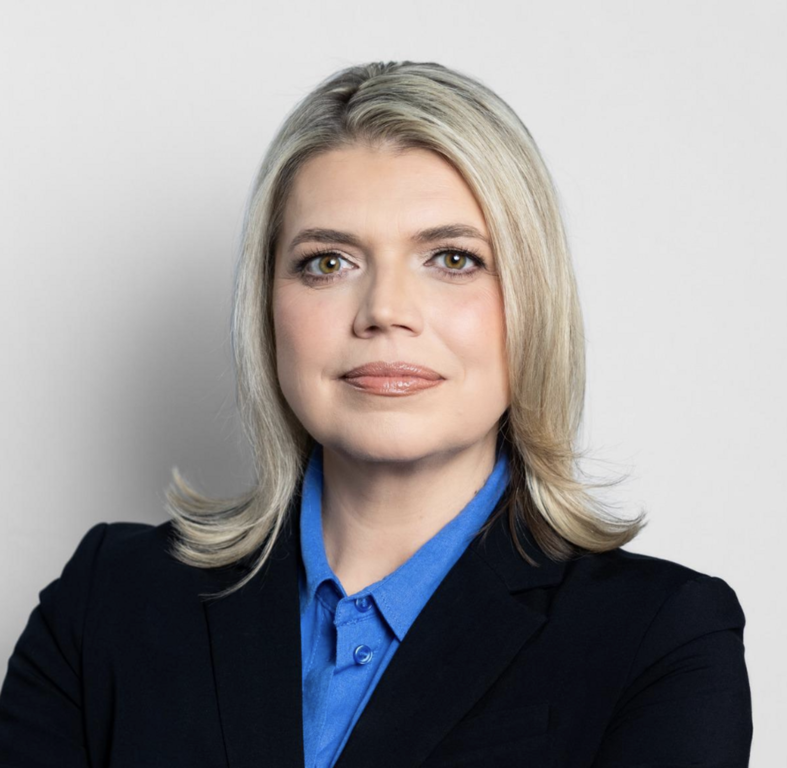Headshot of Alexis