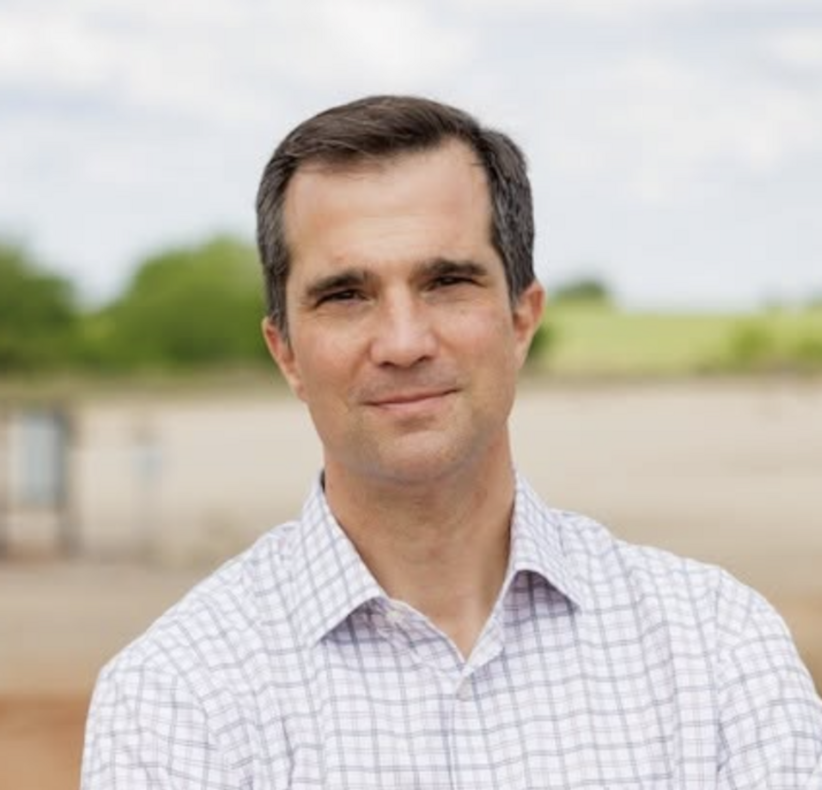 Headshot of Jeff