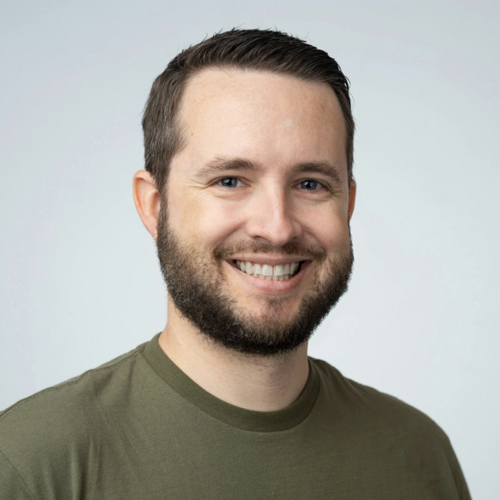 Headshot of Jeff