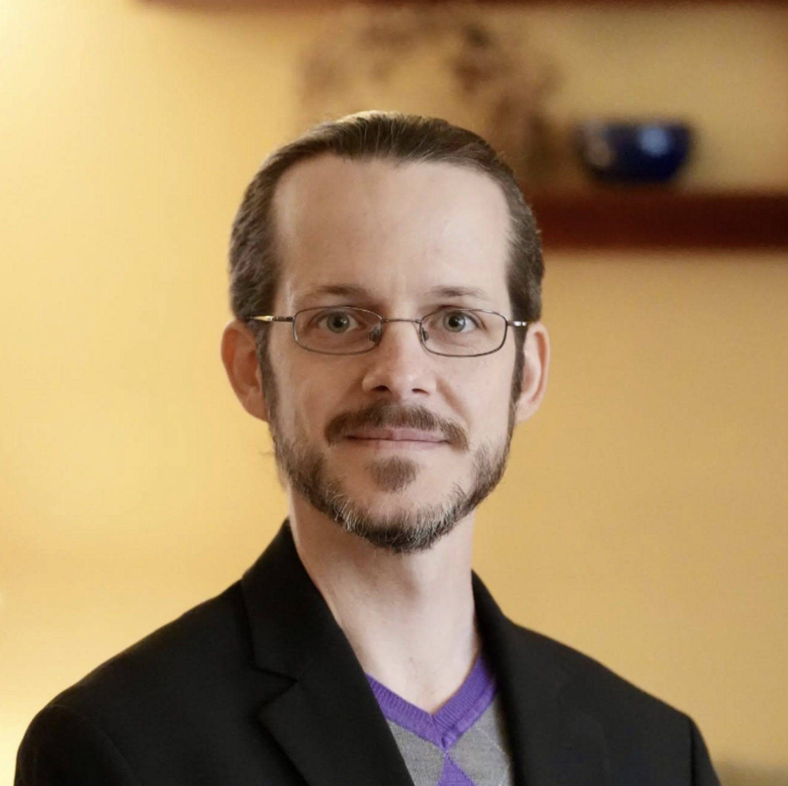 Headshot of Mark