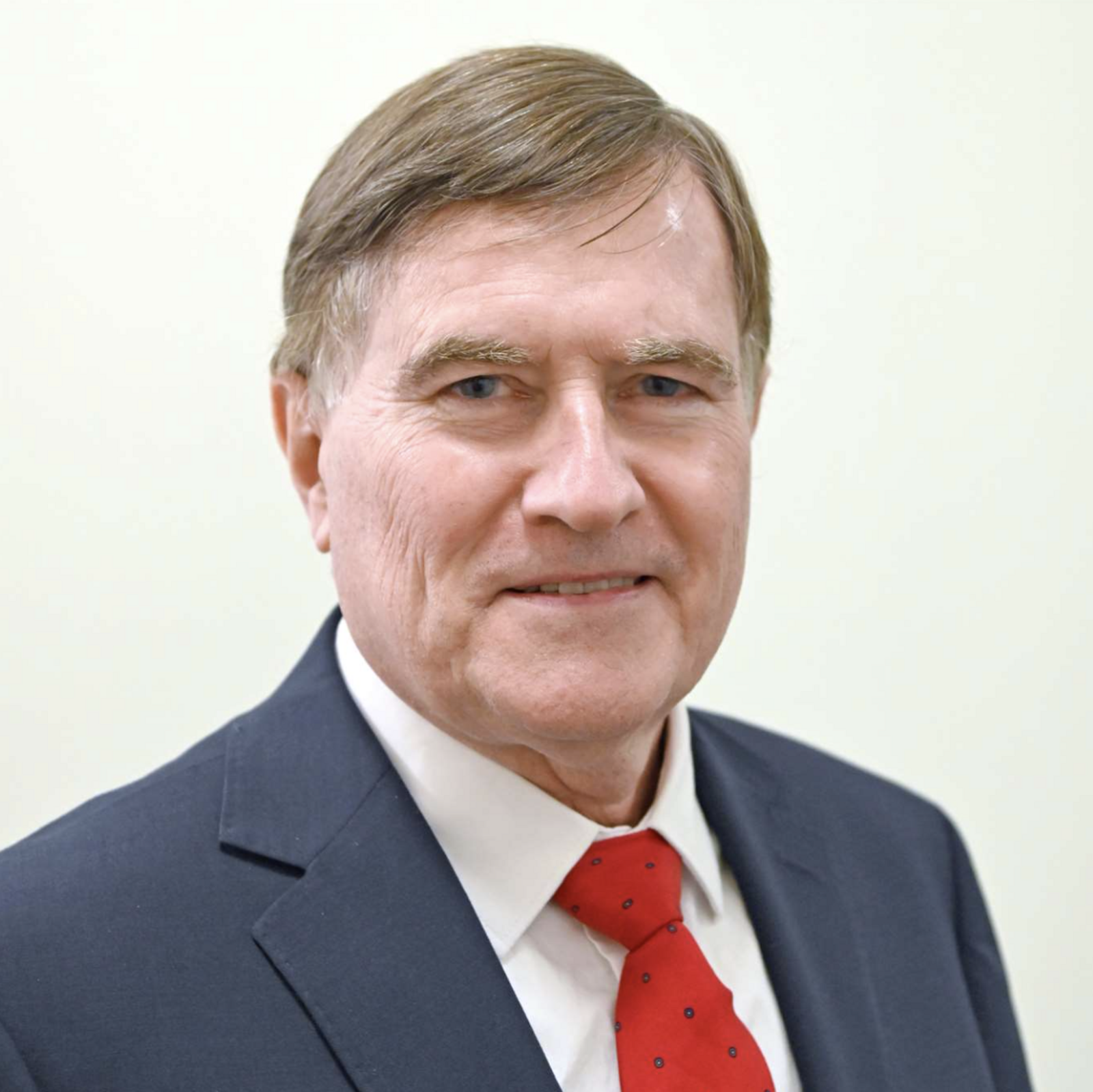 Headshot of Richard